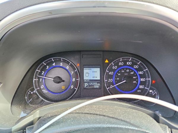 2017 INFINITI QX70