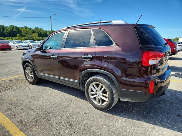 2015 KIA SORENTO GL