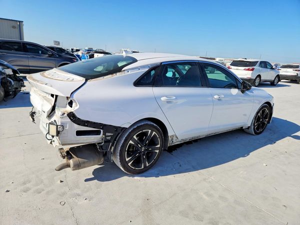 2021 KIA K5
