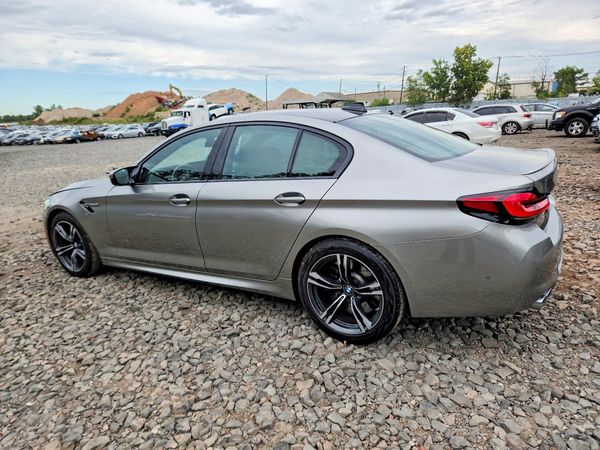 2023 BMW M5
