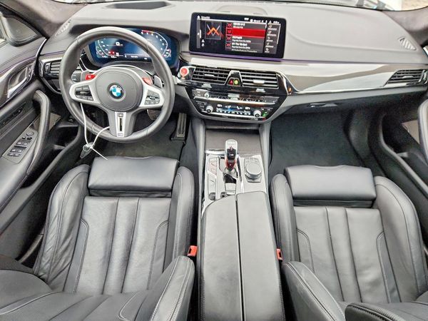 2023 BMW M5