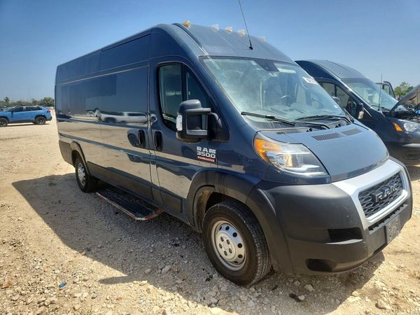2021 RAM PROMASTER 3500 — Passenger 3/4