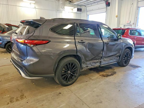 2023 TOYOTA HIGHLANDER