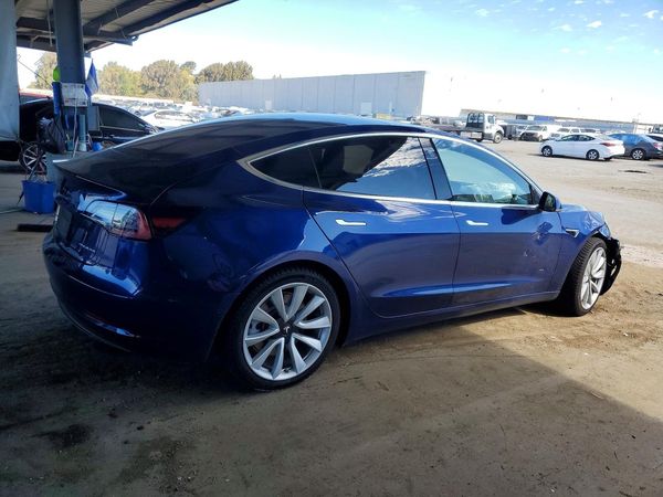 2020 TESLA MODEL 3
