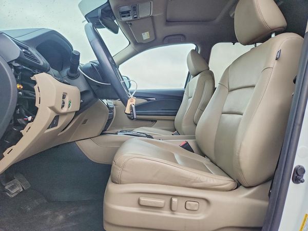 2022 HONDA PILOT TOURING-7 — DENT