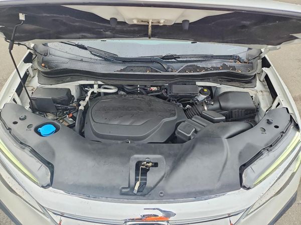 2022 HONDA PILOT TOURING-7 — Engine bay