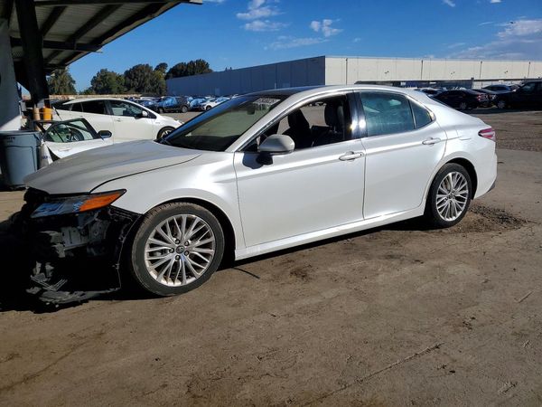 2018 TOYOTA CAMRY — DSFA — Front 3/4