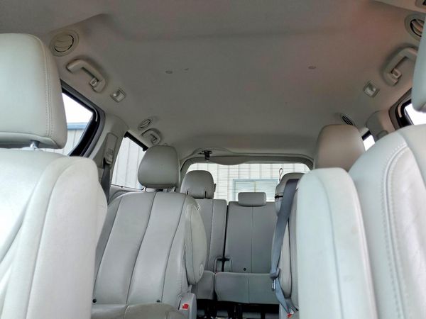 2013 TOYOTA SIENNA