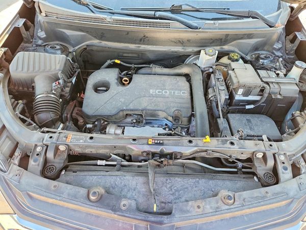 2019 CHEVROLET EQUINOX LS — Engine bay