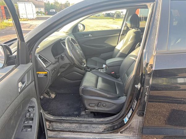2017 HYUNDAI TUCSON