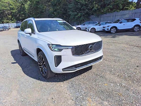 2026 VOLVO XC90