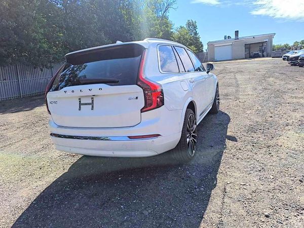 2026 VOLVO XC90