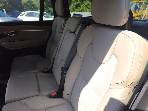 2026 VOLVO XC90