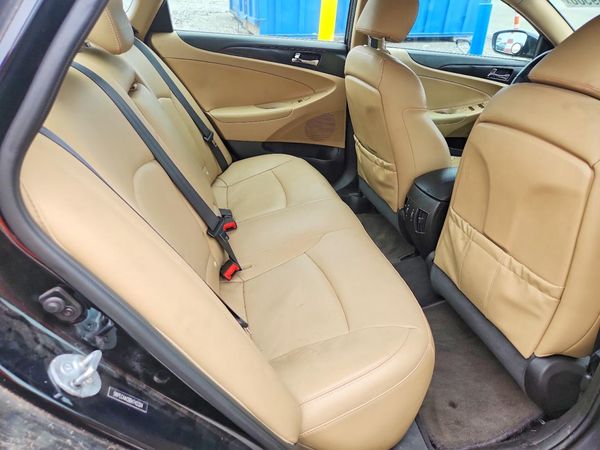 2013 HYUNDAI SONATA