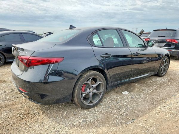 2018 ALFA ROMEO GIULIA TI AWD