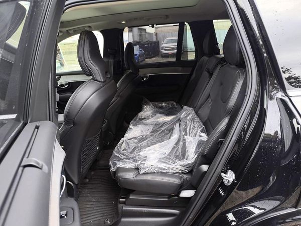 2026 VOLVO XC90