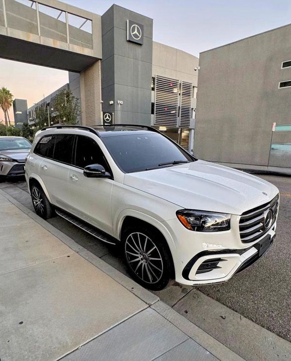 2025 MERCEDES-BENZ GLS