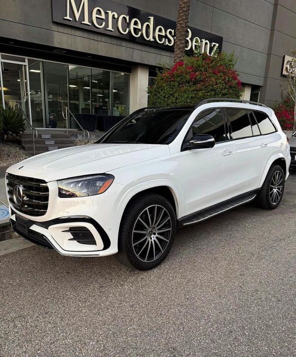 2025 MERCEDES-BENZ GLS