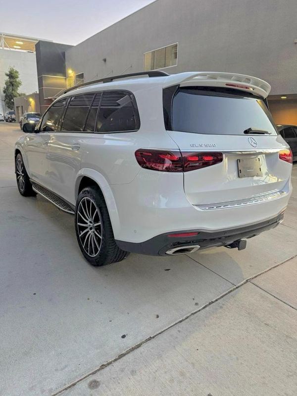 2025 MERCEDES-BENZ GLS