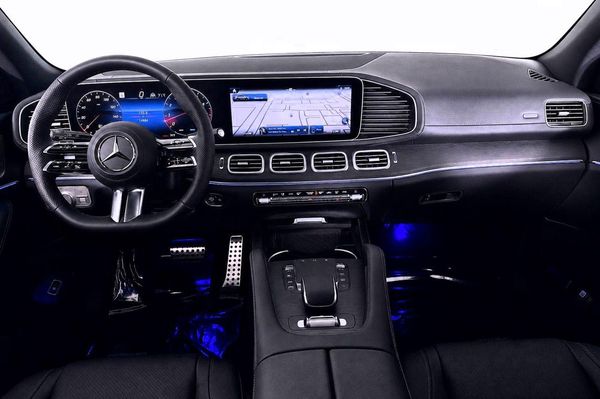2025 MERCEDES-BENZ GLS