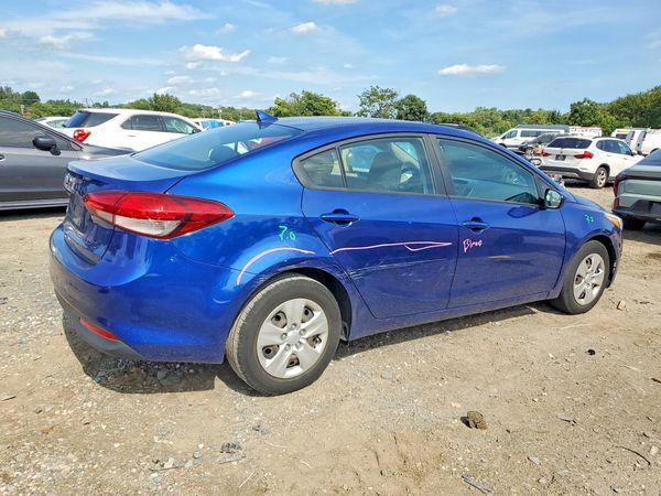 2018 KIA FORTE LX Base