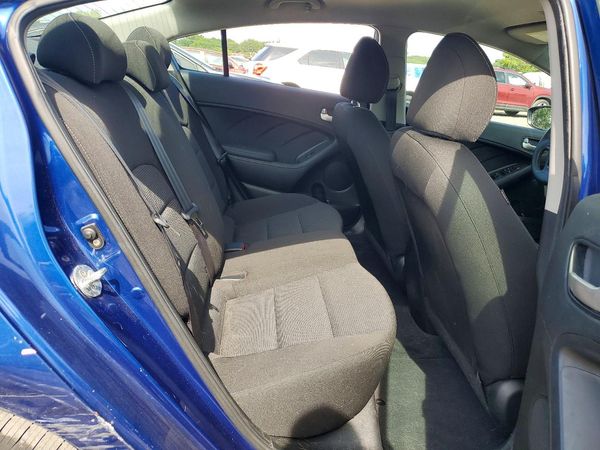 2018 KIA FORTE LX Base