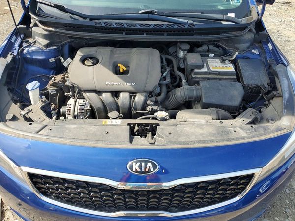 2018 KIA FORTE LX Base