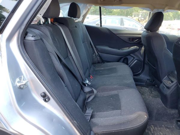 2021 SUBARU OUTBACK