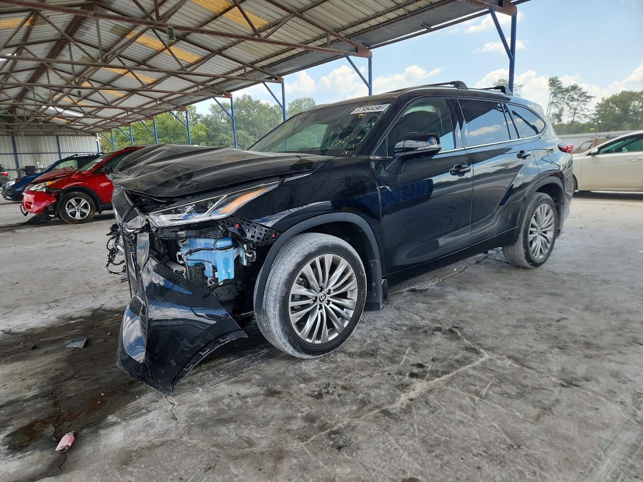 2023 TOYOTA HIGHLANDER