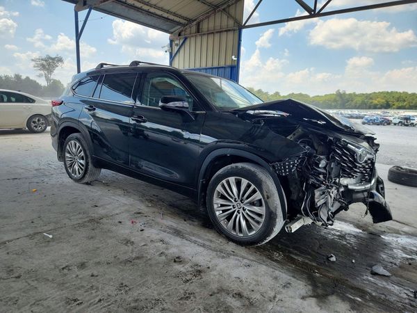 2023 TOYOTA HIGHLANDER
