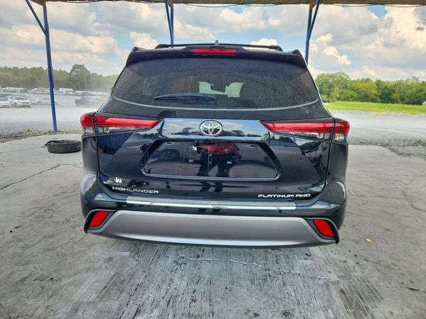 2023 TOYOTA HIGHLANDER