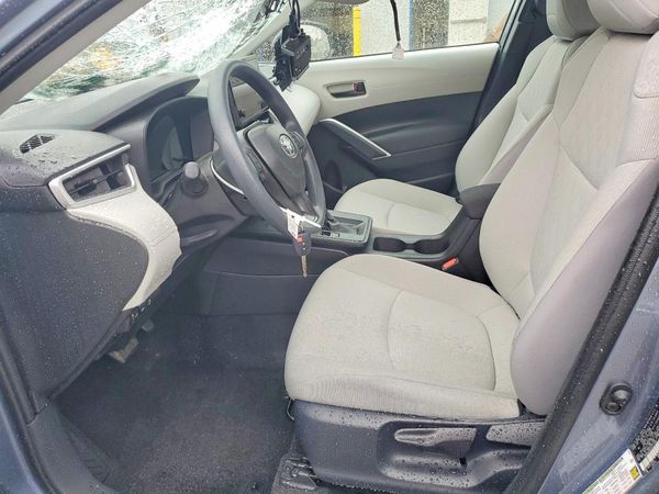 2026 TOYOTA COROLLA CROSS L — DENT
