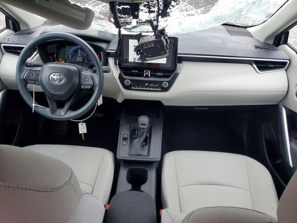 2026 TOYOTA COROLLA CROSS L — CKPT