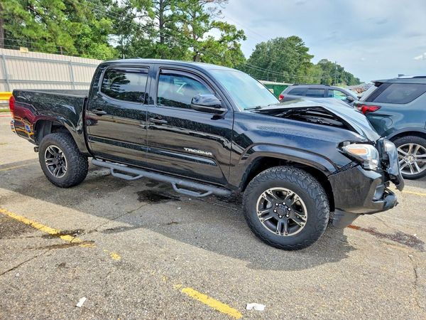 2016 TOYOTA TACOMA