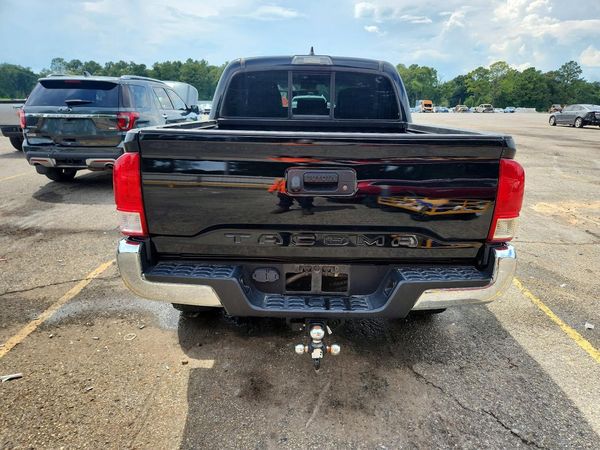 2016 TOYOTA TACOMA