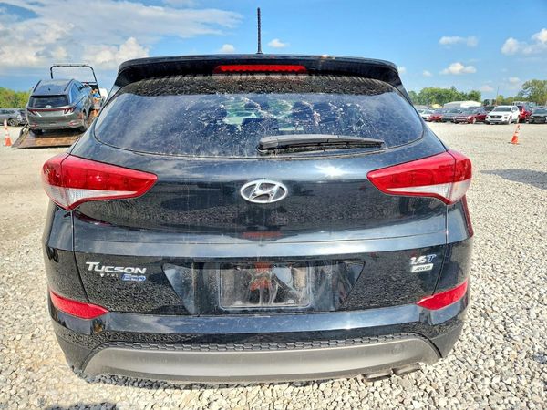 2016 HYUNDAI TUCSON