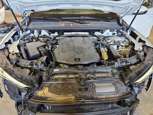 2025 AUDI Q5 — Engine bay