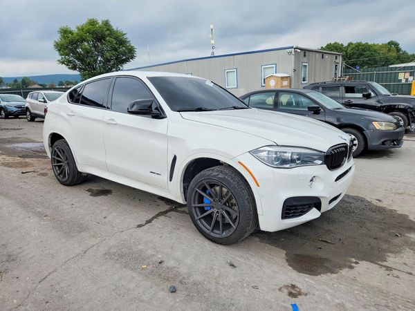 2018 BMW X6 xDrive50i — Passenger 3/4