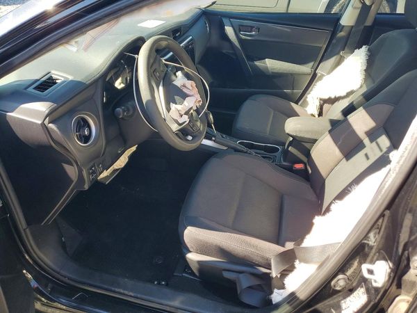 2017 TOYOTA COROLLA — DENT