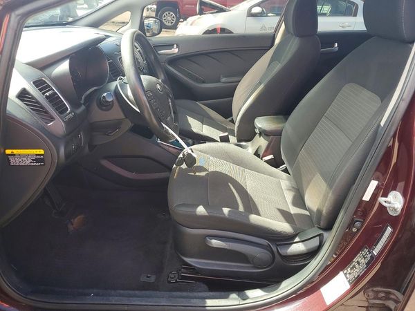 2017 KIA FORTE LX Popular, S