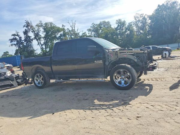 2016 RAM 1500 ST