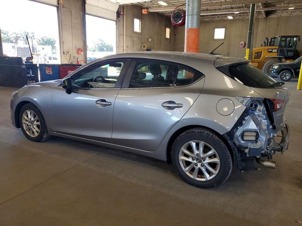 2015 MAZDA 3