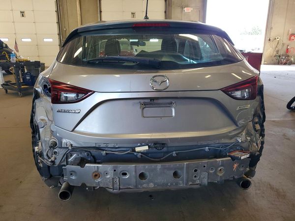 2015 MAZDA 3