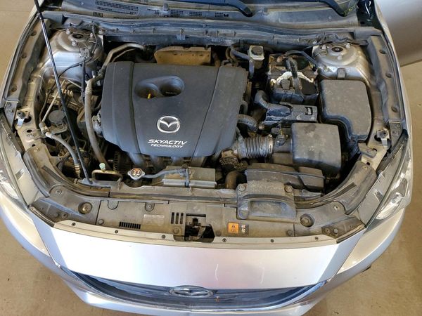 2015 MAZDA 3