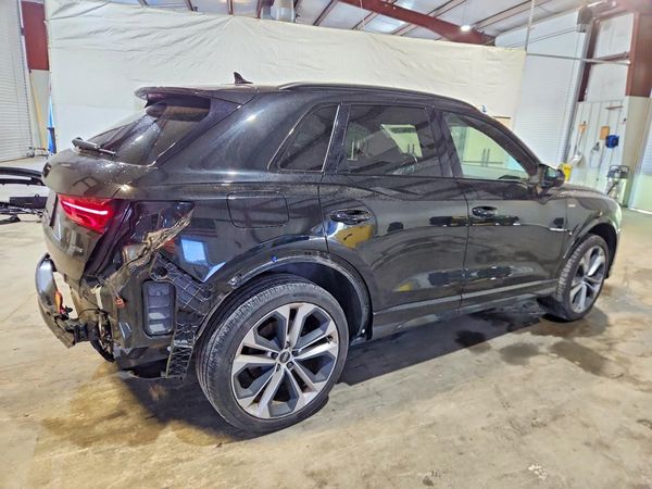 2022 AUDI Q3