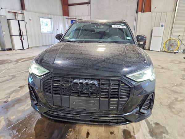 2022 AUDI Q3