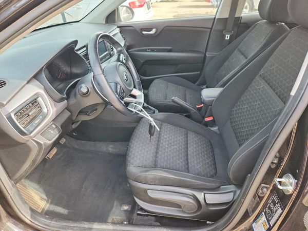 2018 KIA RIO 5-DOOR LX, S