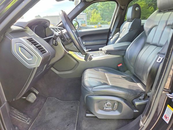 2017 LAND ROVER RANGE ROVER SPORT — DENT