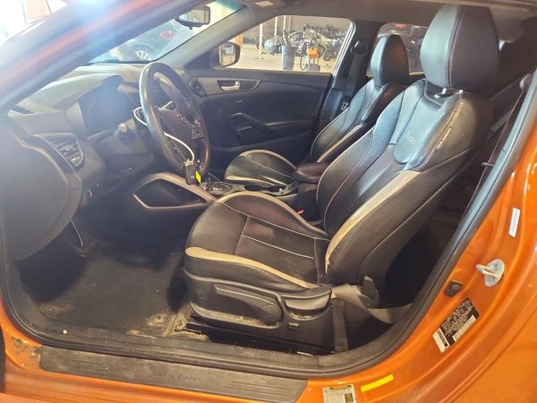 2013 HYUNDAI VELOSTER
