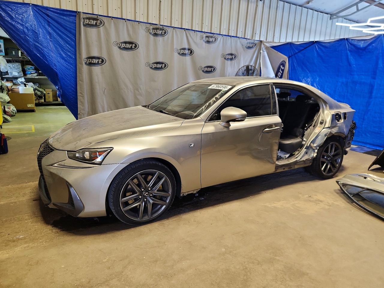 2017 LEXUS IS